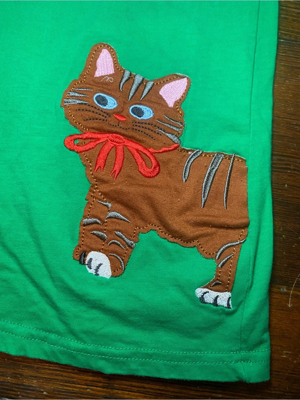 EUC 100% Cotton Bright Green Peekaboo Patch Kittens Rainbow Cuff Tunic Dress
